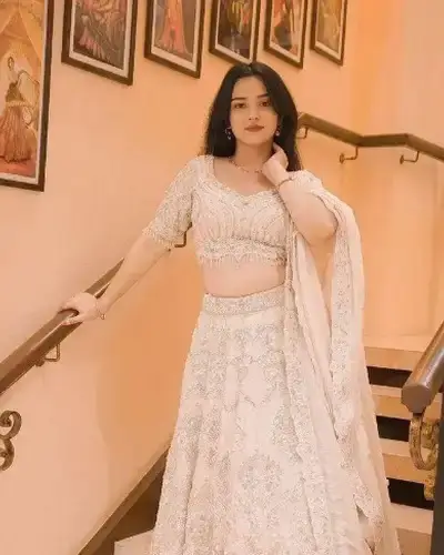 Escort Service In Powai
